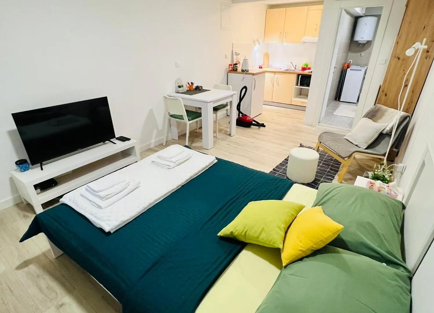 Central Moon Apartment No.2 location